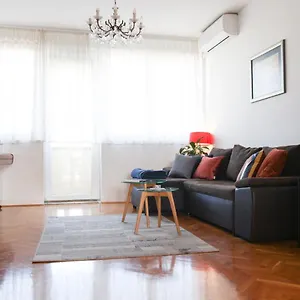  Apartment Kate's